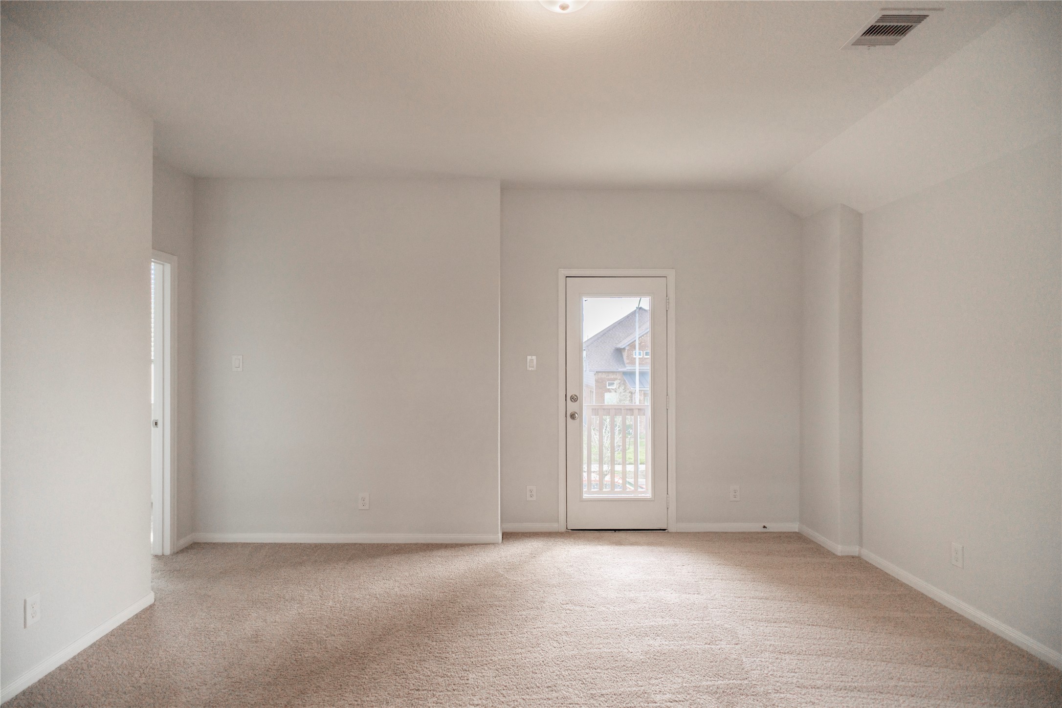 208 Cambria Green Lane Property Photo 14