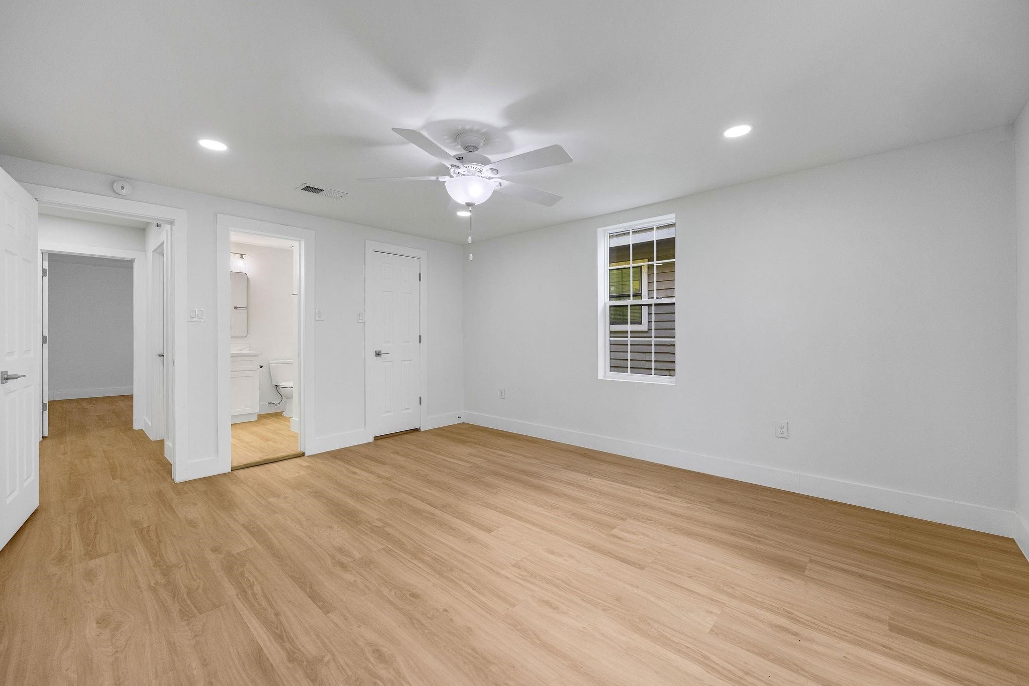 3619 Avenue S Property Photo 18