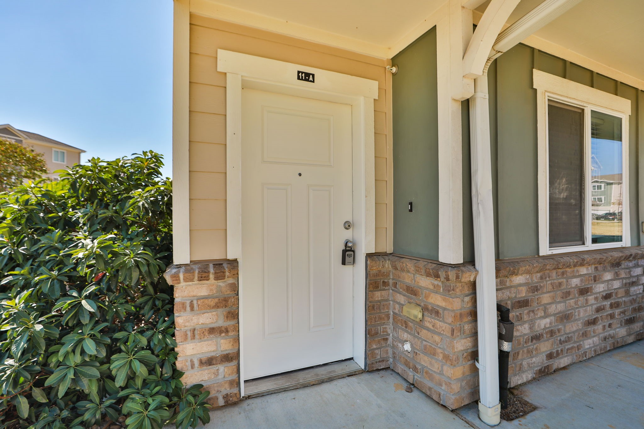 21155 Gosling Road 11c Property Photo 4
