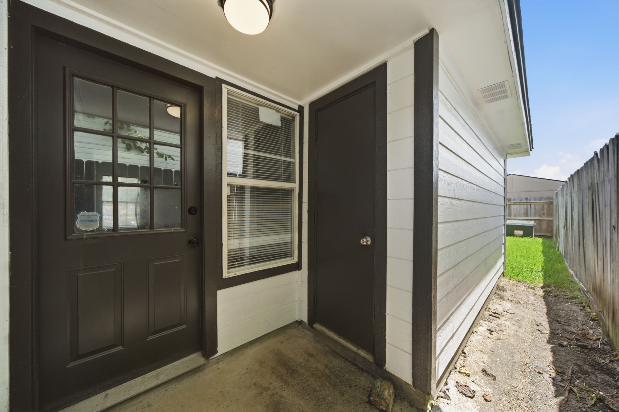 5820 Guadalupe Drive Property Photo 18