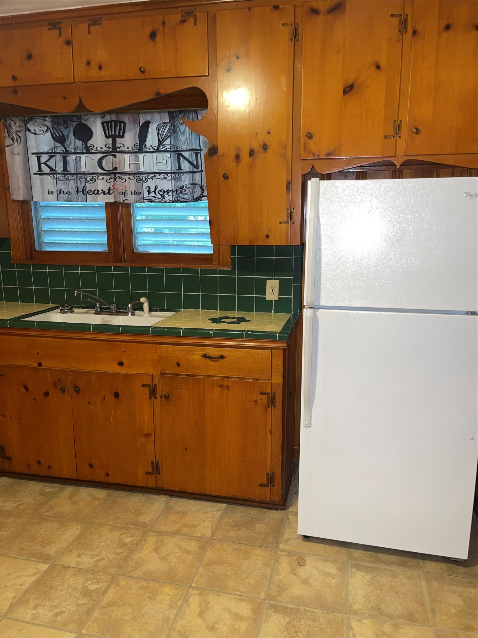 2114 Evergreen Lane Property Photo 7
