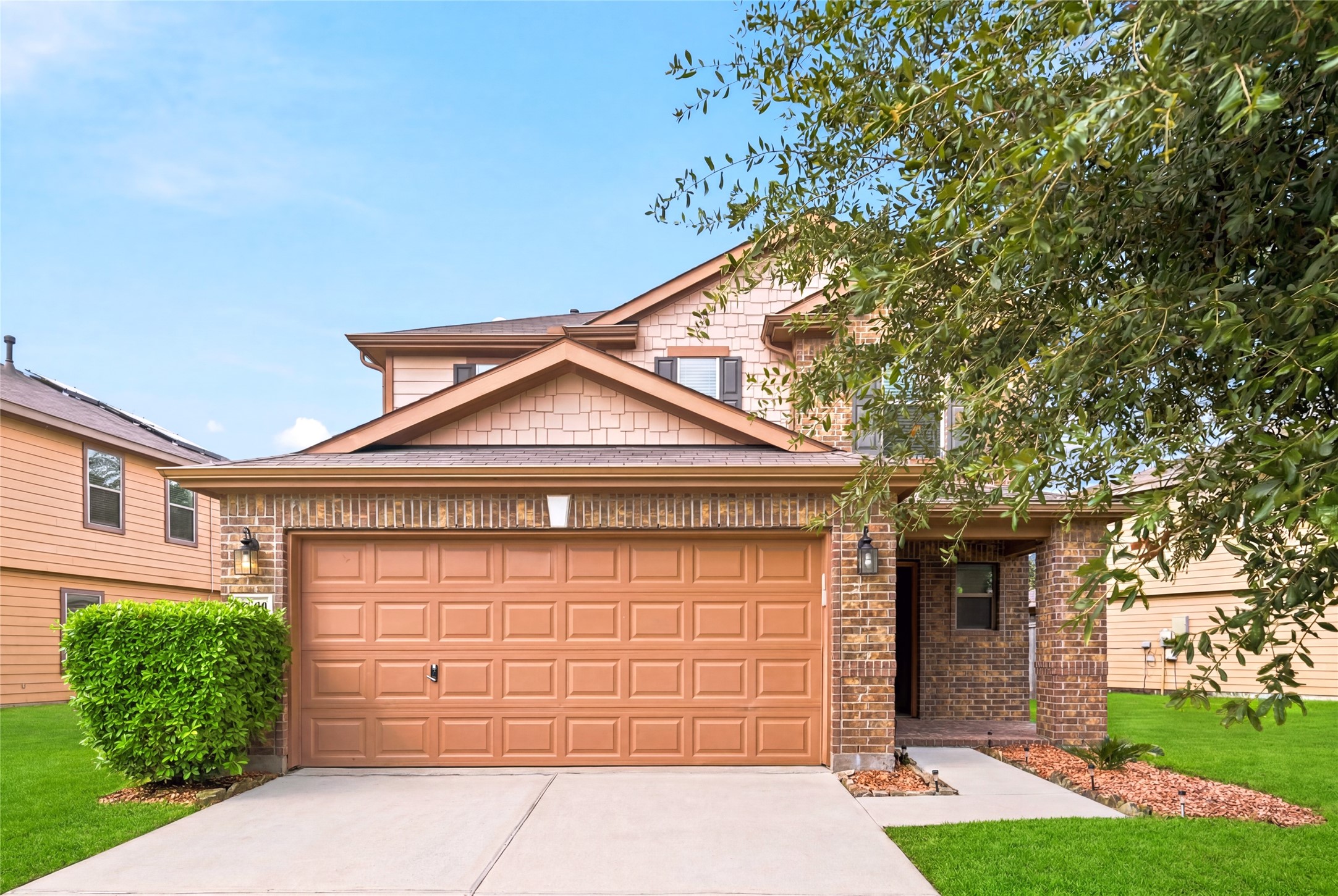 18919 Remington Springs Drive Property Photo 3