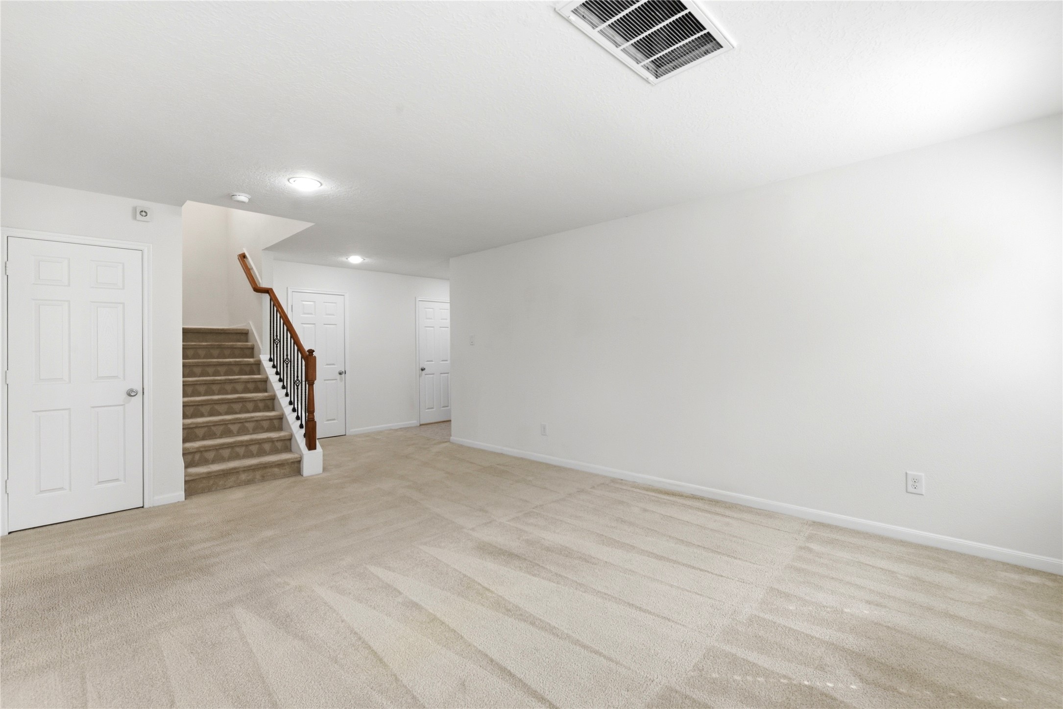 18919 Remington Springs Drive Property Photo 9