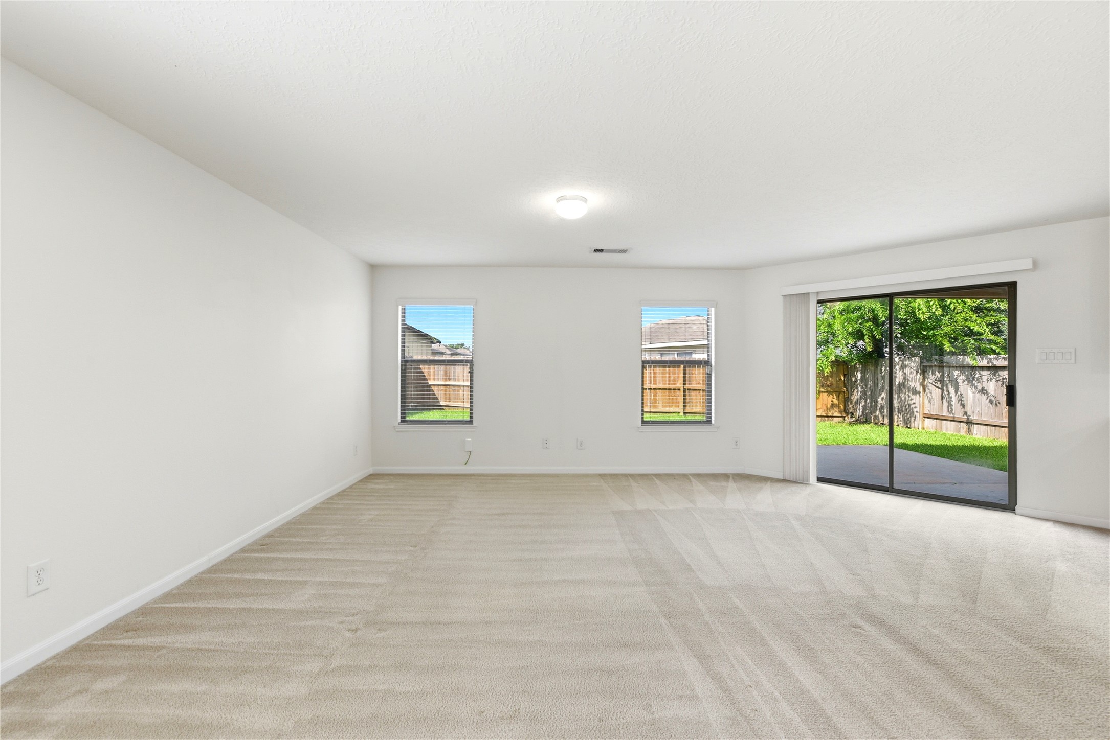 18919 Remington Springs Drive Property Photo 20