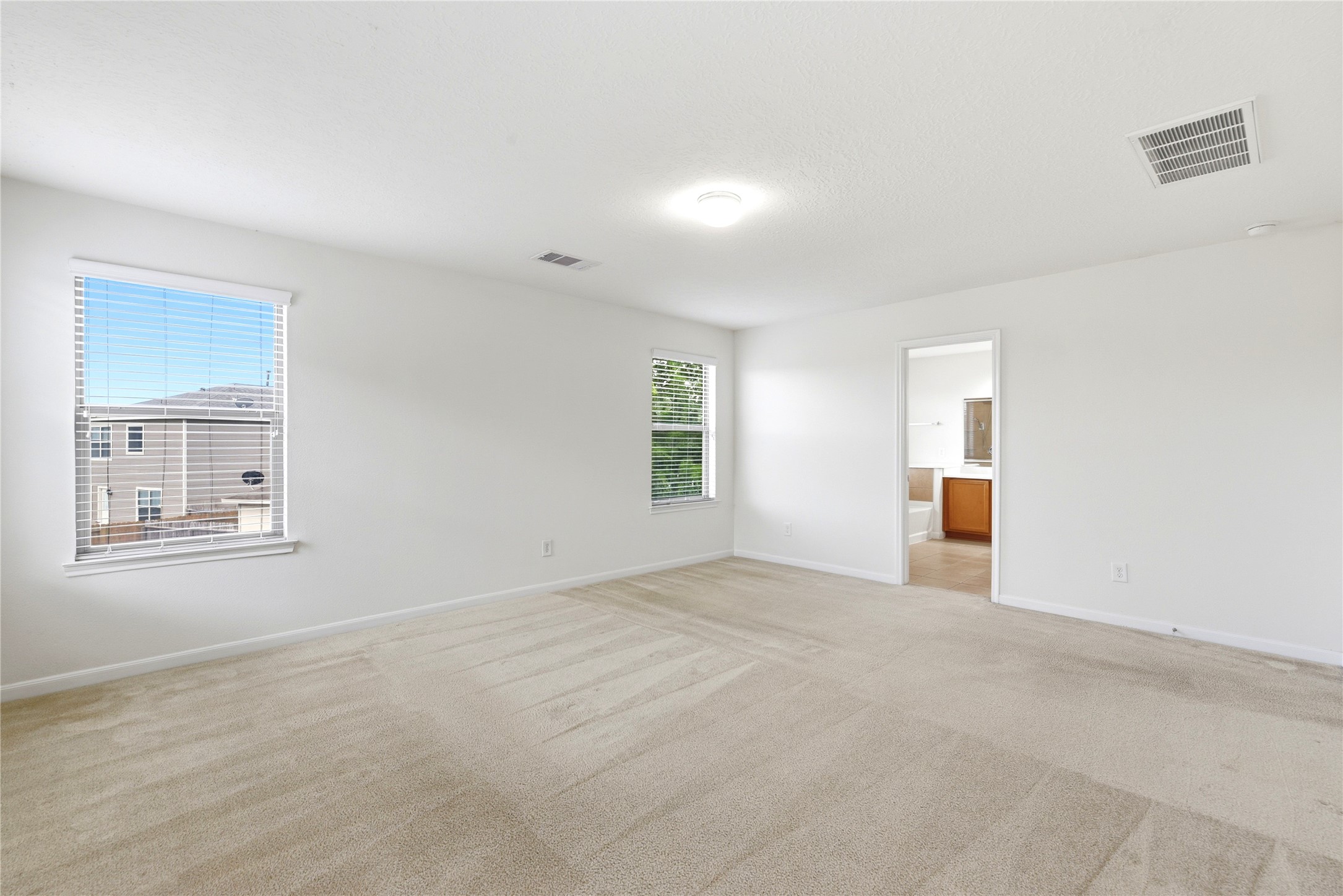 18919 Remington Springs Drive Property Photo 31