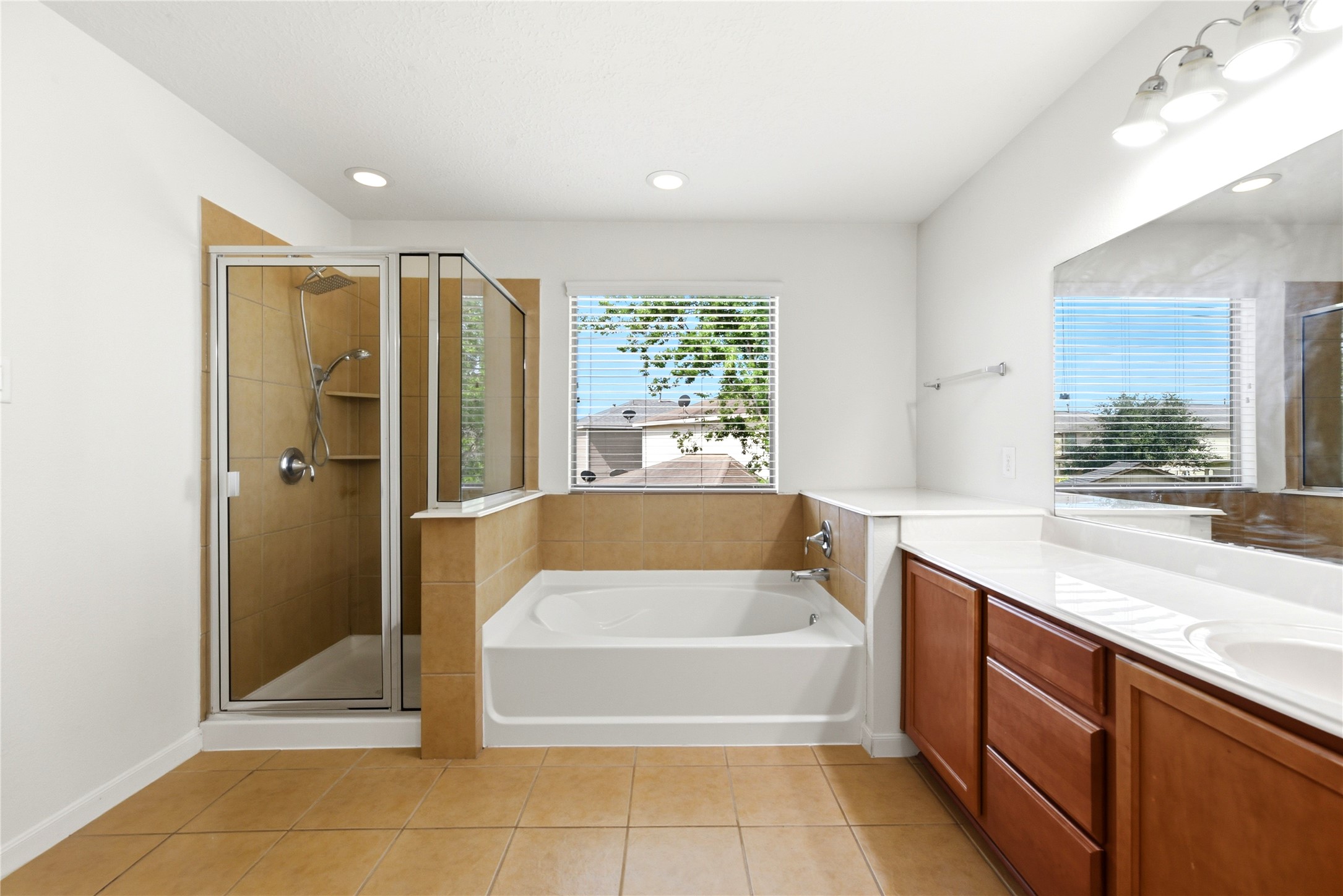 18919 Remington Springs Drive Property Photo 33