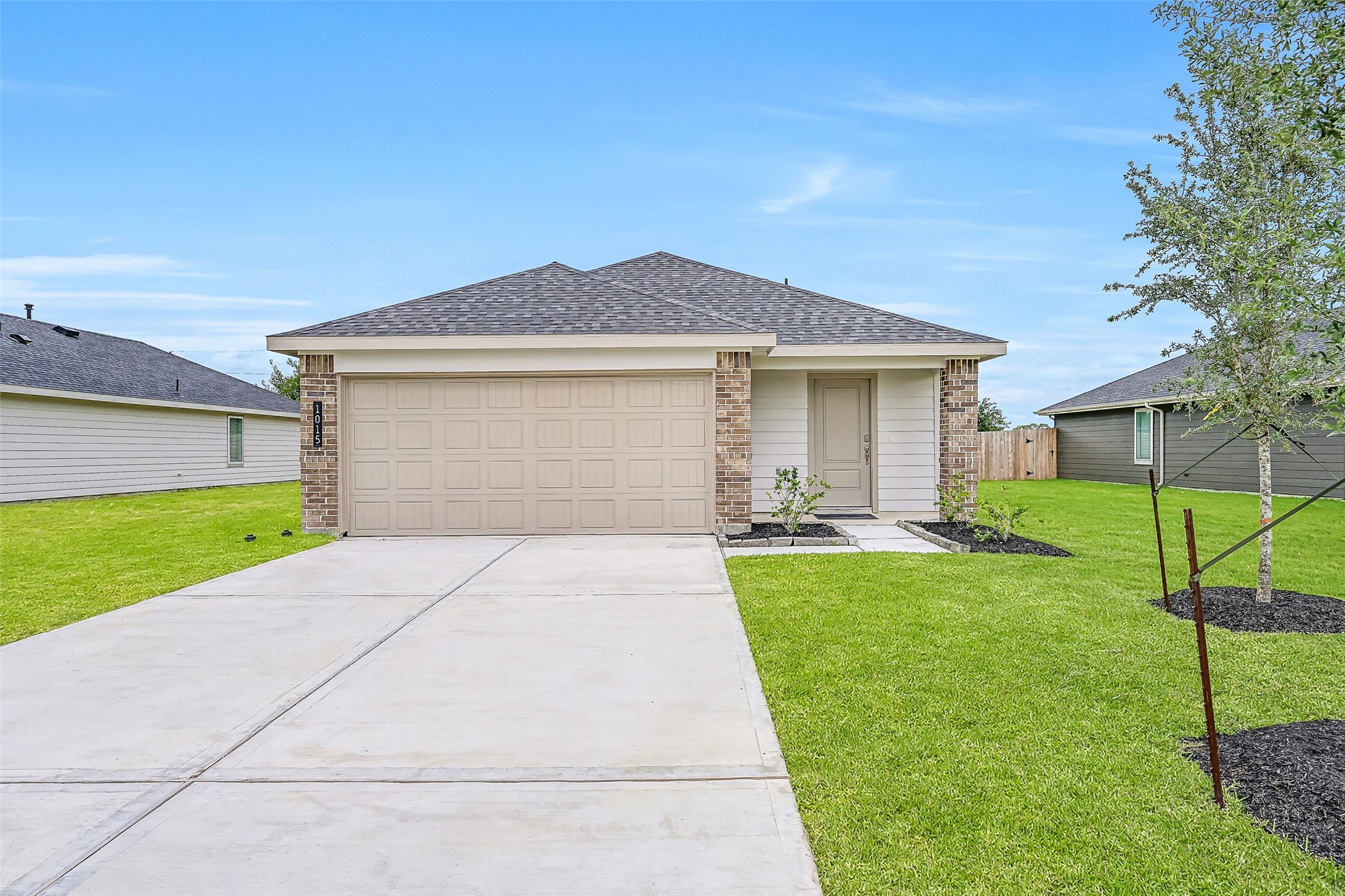 1015 Bluegill Drive Property Photo 8