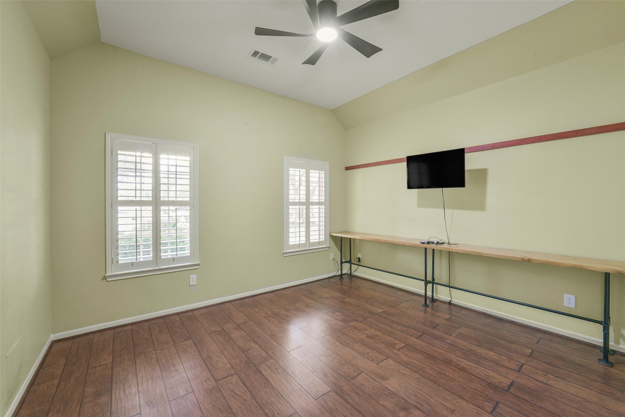 9730 Harrison Lane Property Photo 12