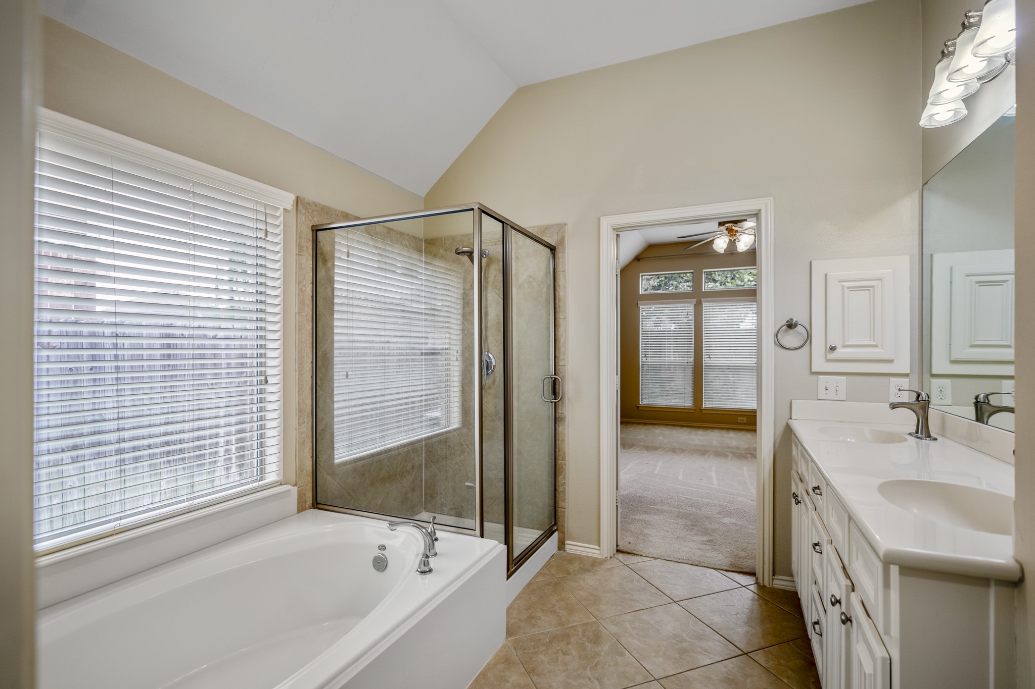 14906 Whispy Green Court Property Photo 25