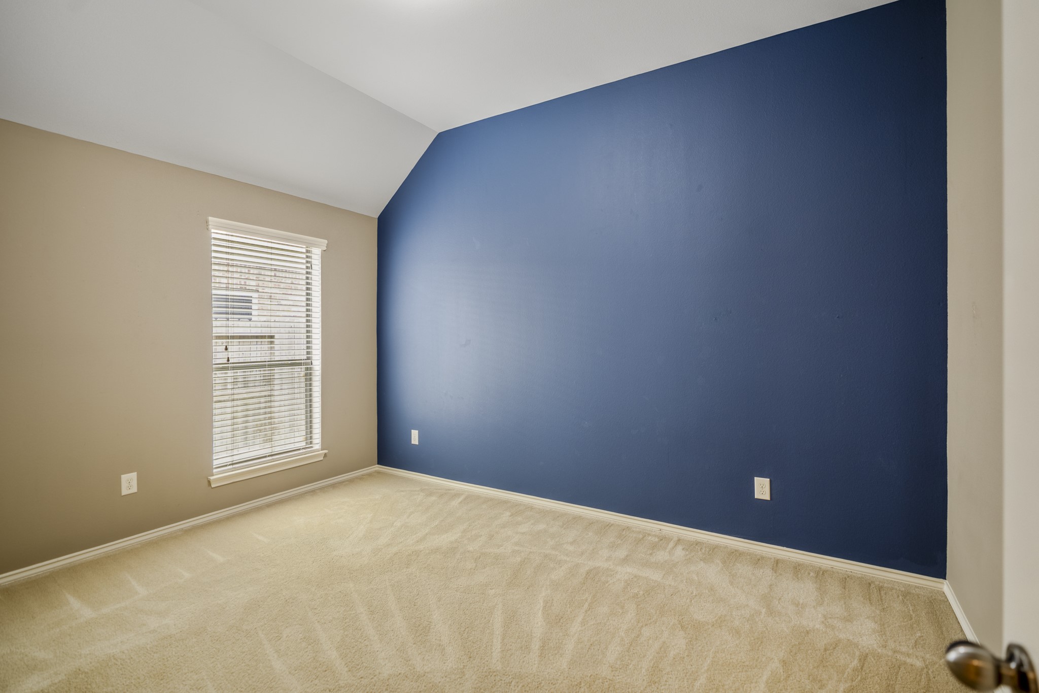 14906 Whispy Green Court Property Photo 35
