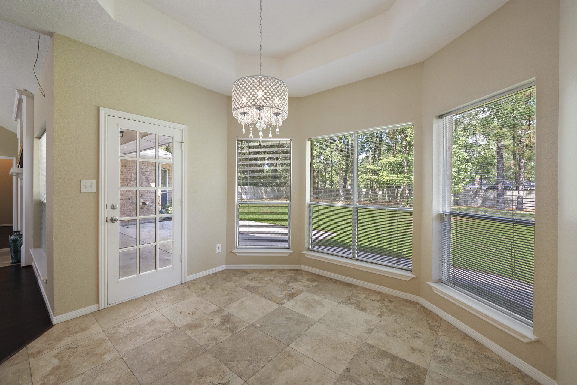 2615 Roman Forest Boulevard Property Photo 8