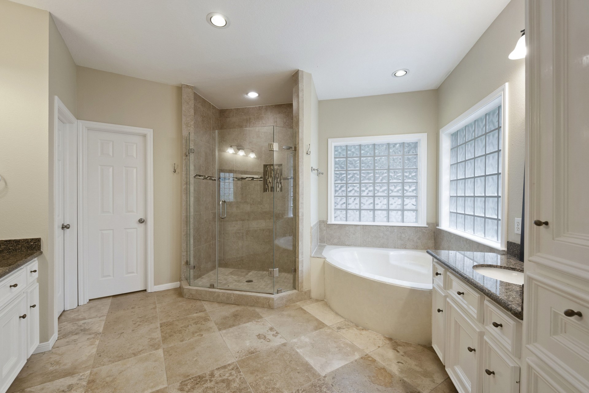 2615 Roman Forest Boulevard Property Photo 12