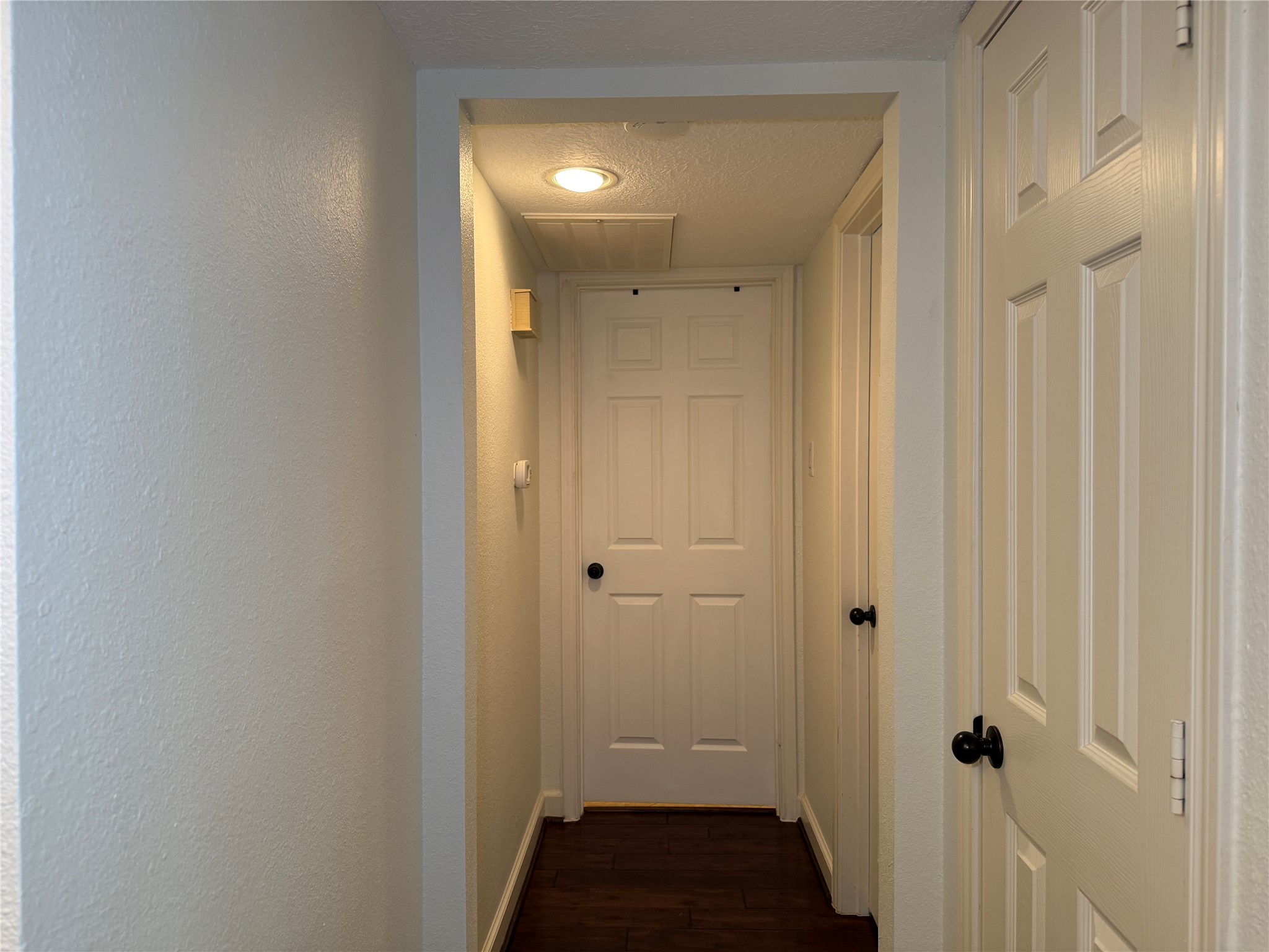 2224 S Piney Point Road 223 Property Photo 15