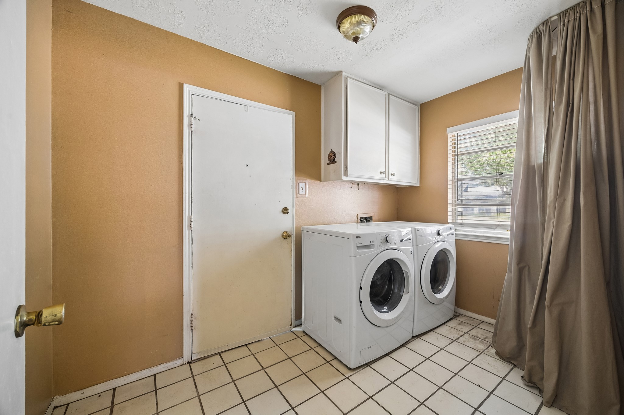 11302 Brighton Lane Property Photo 10