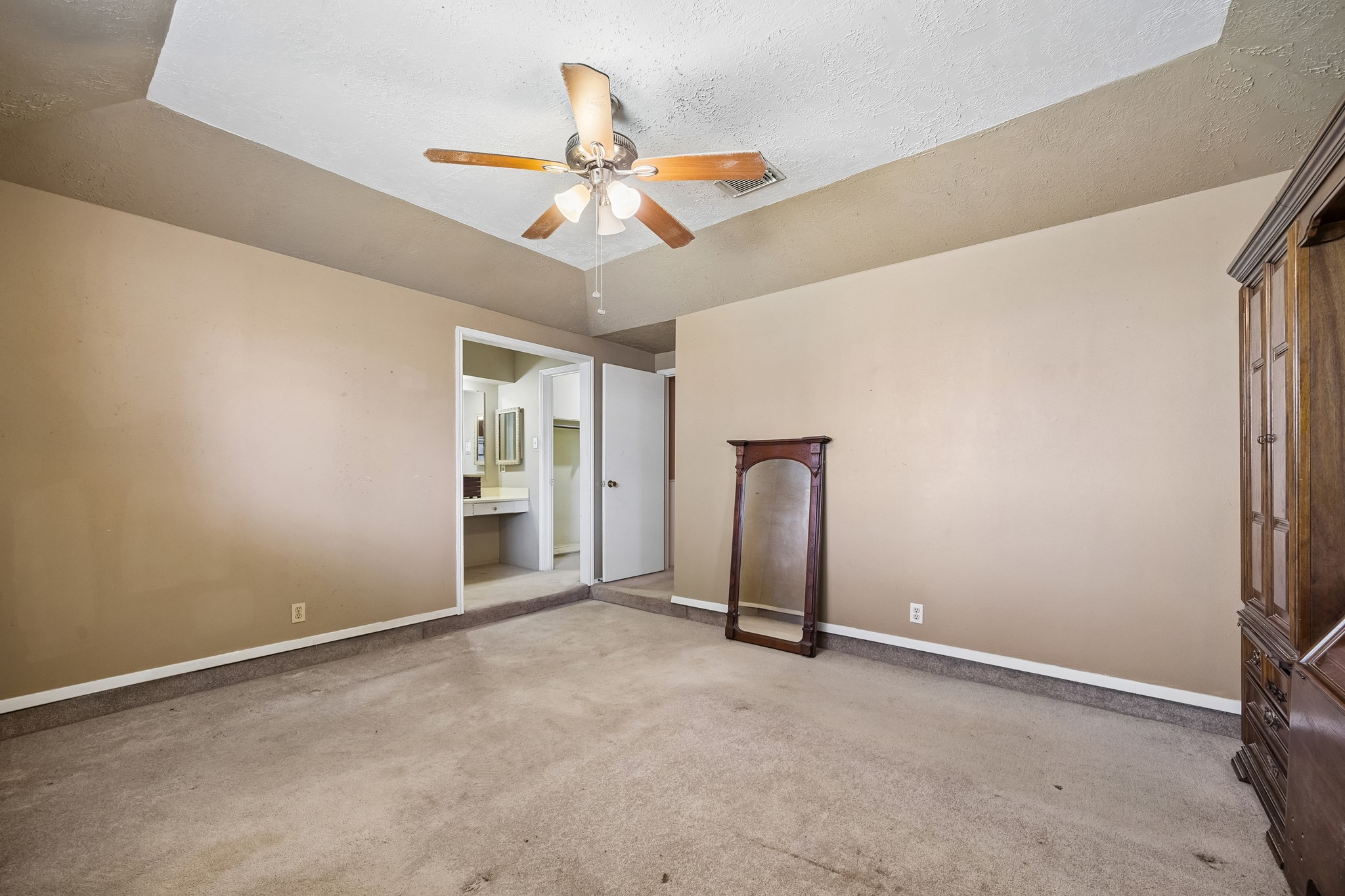 11302 Brighton Lane Property Photo 15