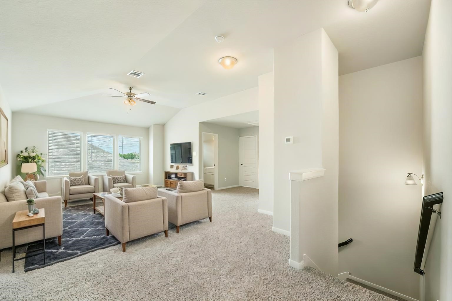 416 Kendall Crest Drive Property Photo 13