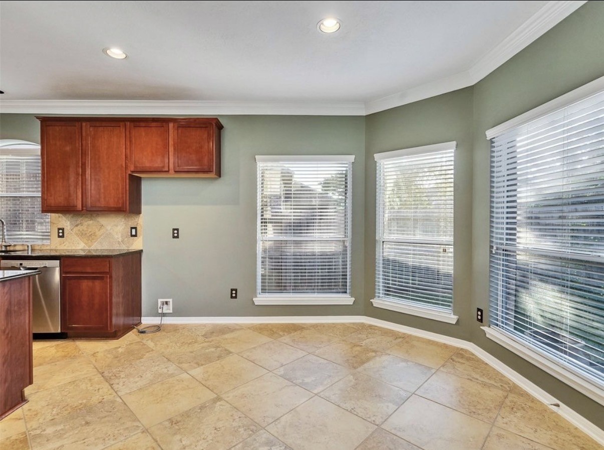 1904 Keswick Court Property Photo 11
