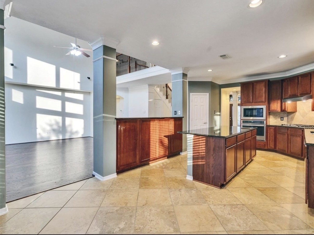 1904 Keswick Court Property Photo 13
