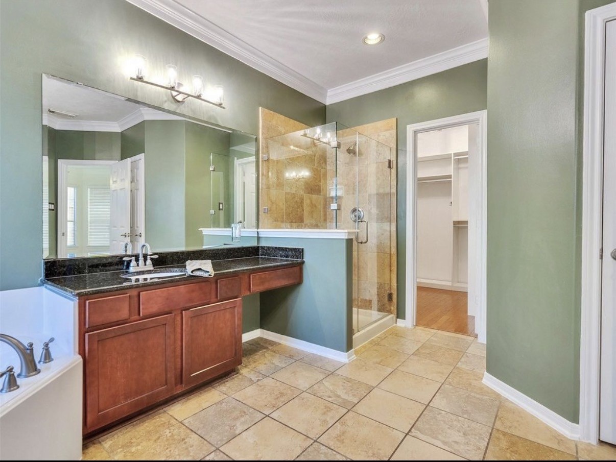 1904 Keswick Court Property Photo 16