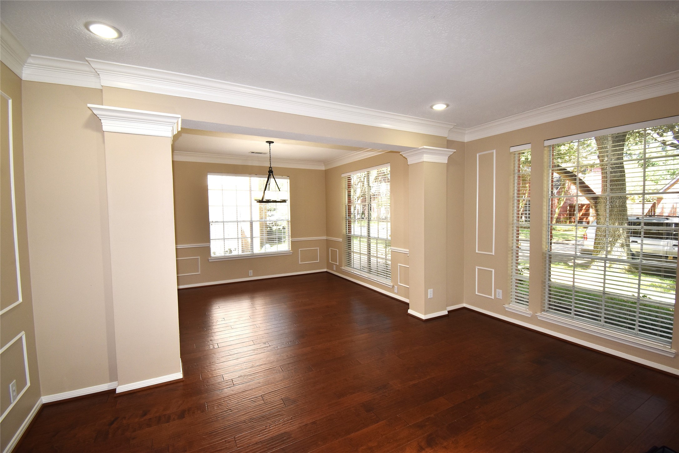 1307 Westwick Forest Lane Property Photo 8