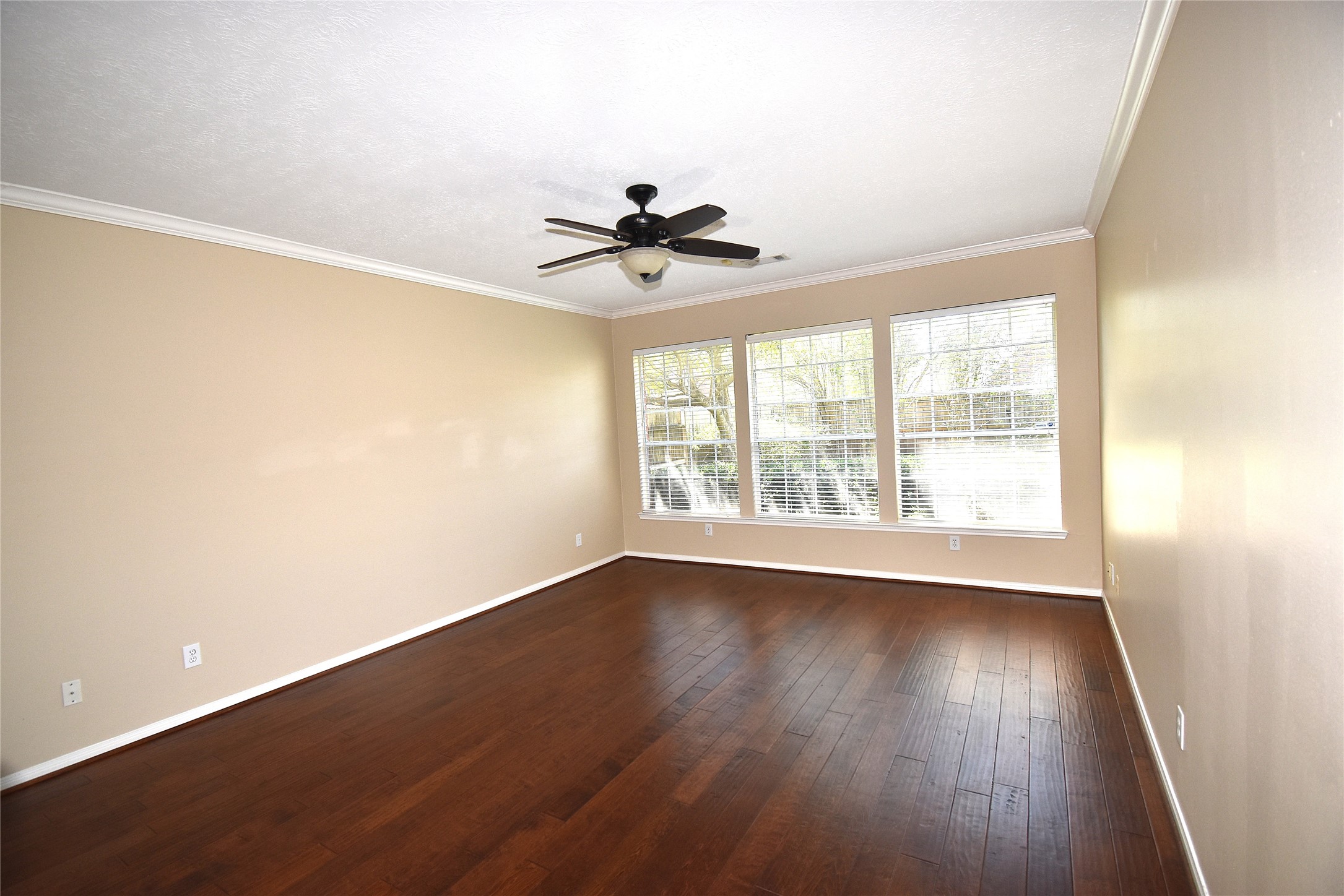 1307 Westwick Forest Lane Property Photo 9