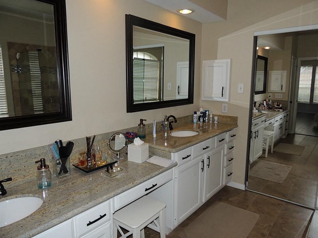 1307 Westwick Forest Lane Property Photo 12
