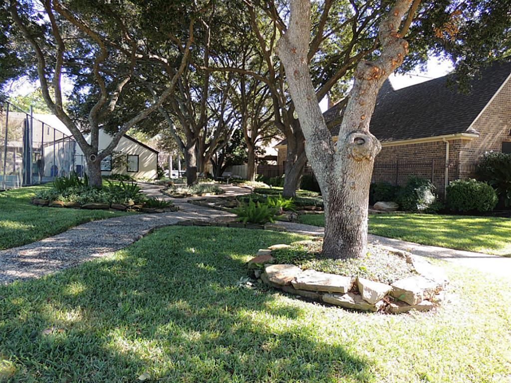 1307 Westwick Forest Lane Property Photo 23
