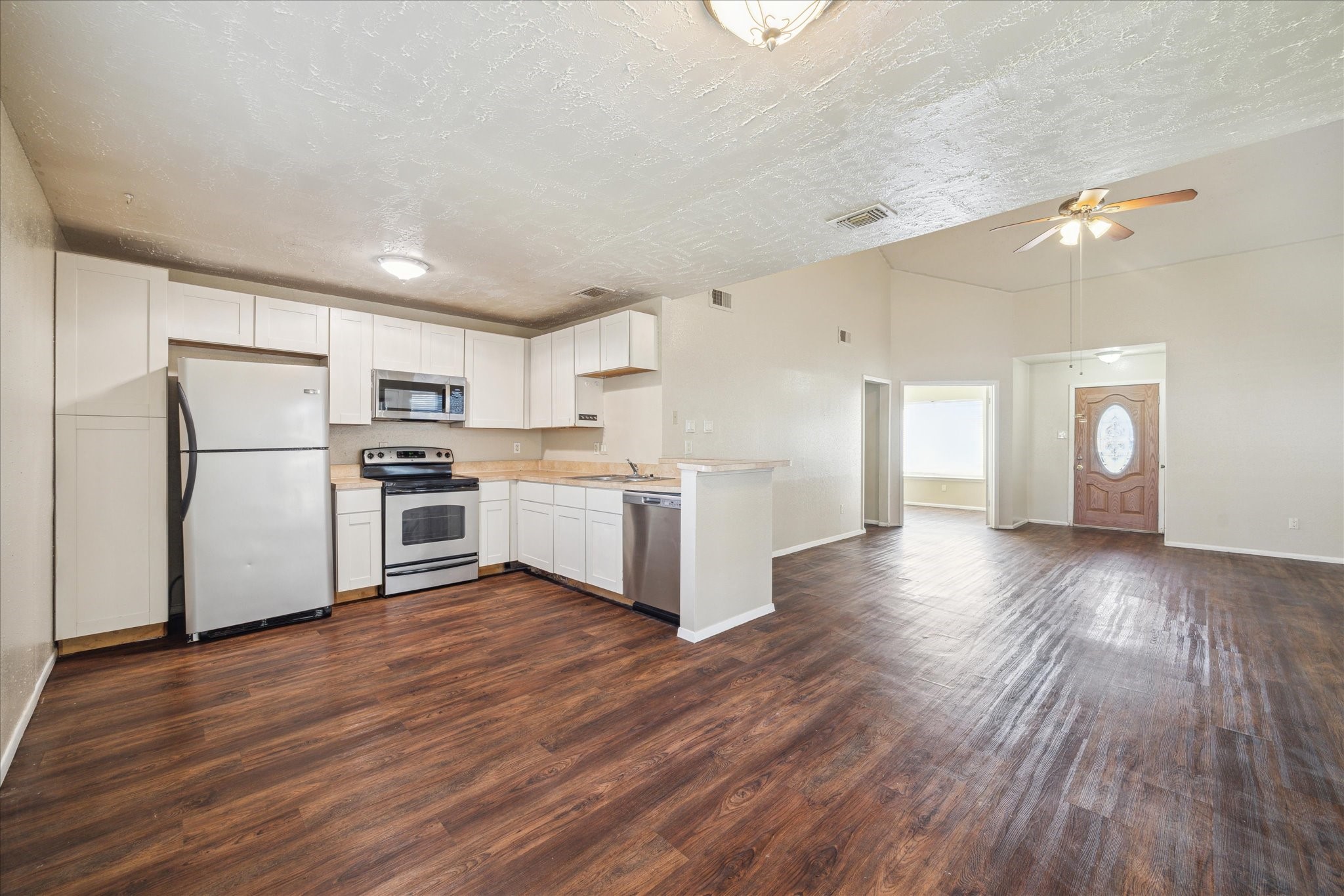 23902 Silversmith Lane Property Photo 3