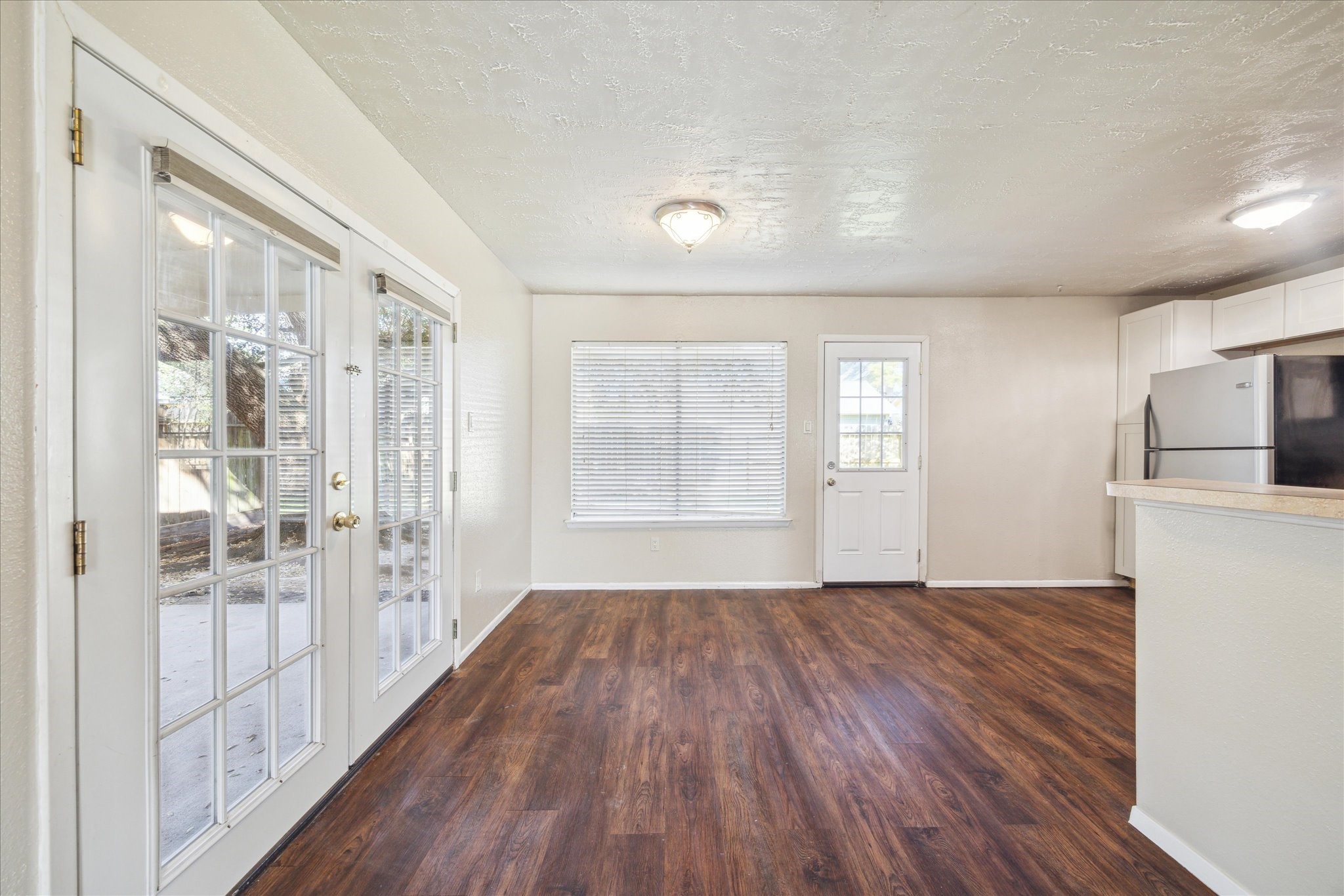 23902 Silversmith Lane Property Photo 4