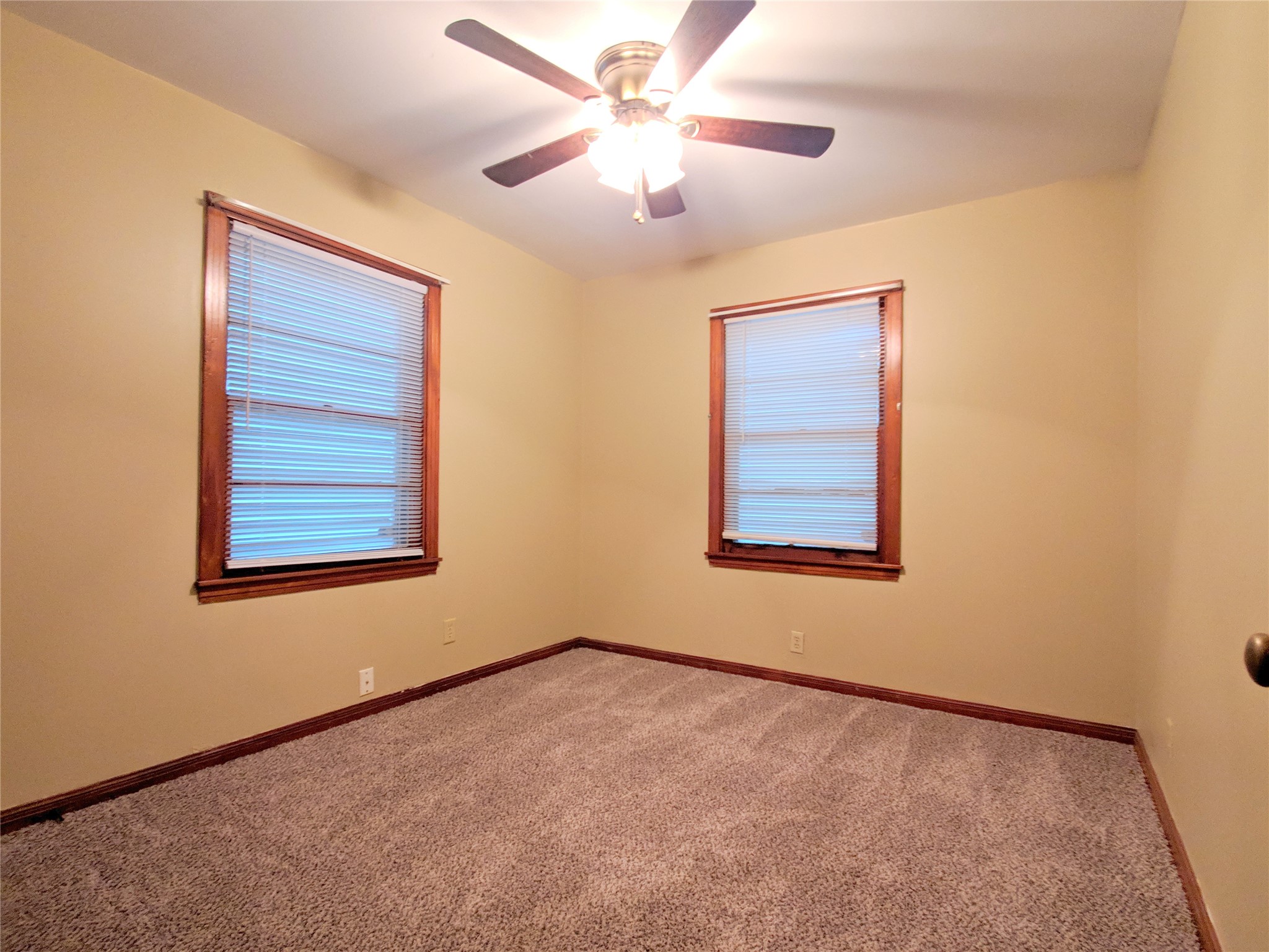 1717 Hawthorne Street Property Photo 10
