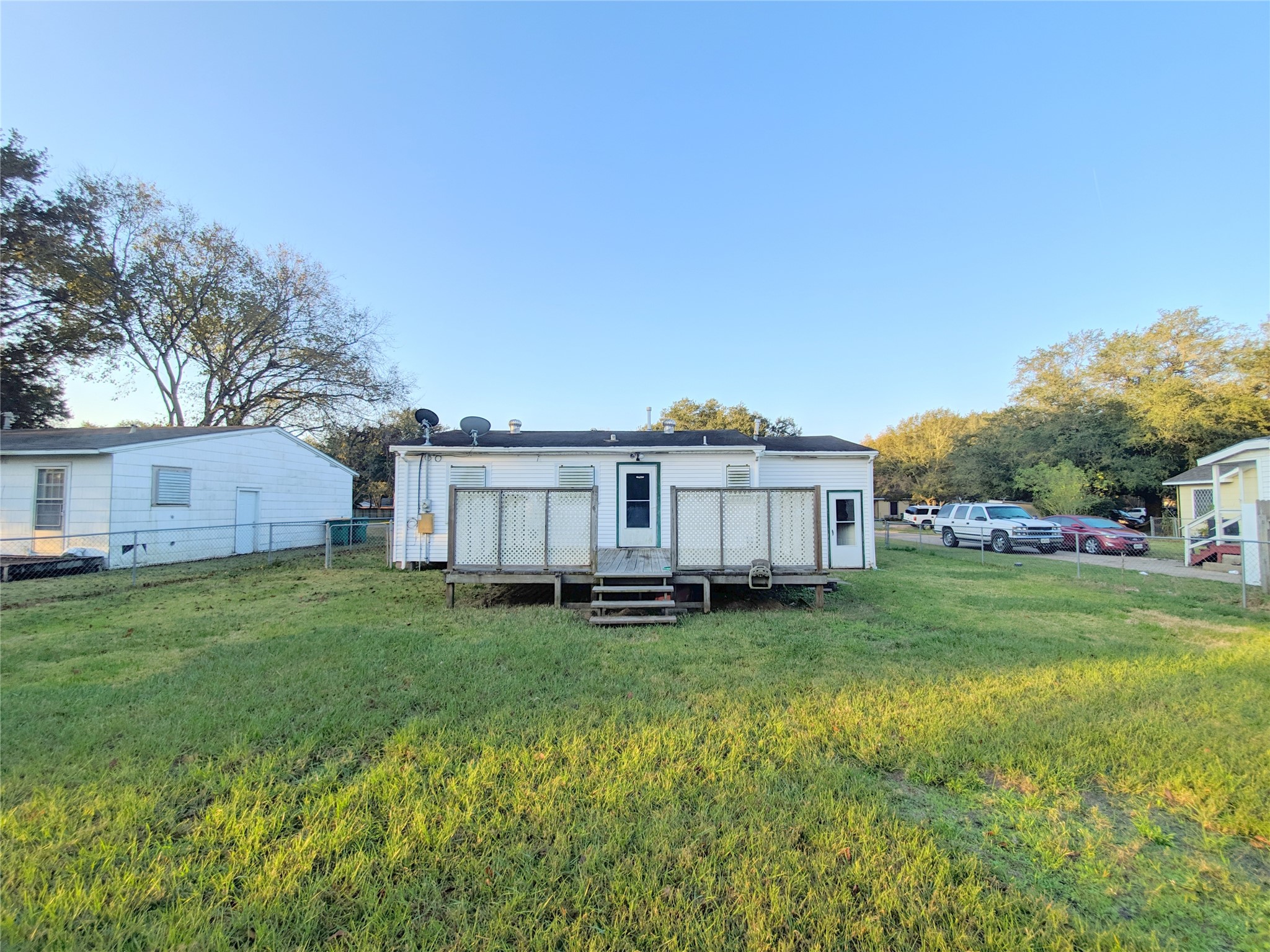 1717 Hawthorne Street Property Photo 11
