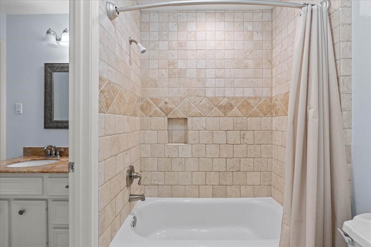 914 Pinewood Lane Property Photo 36