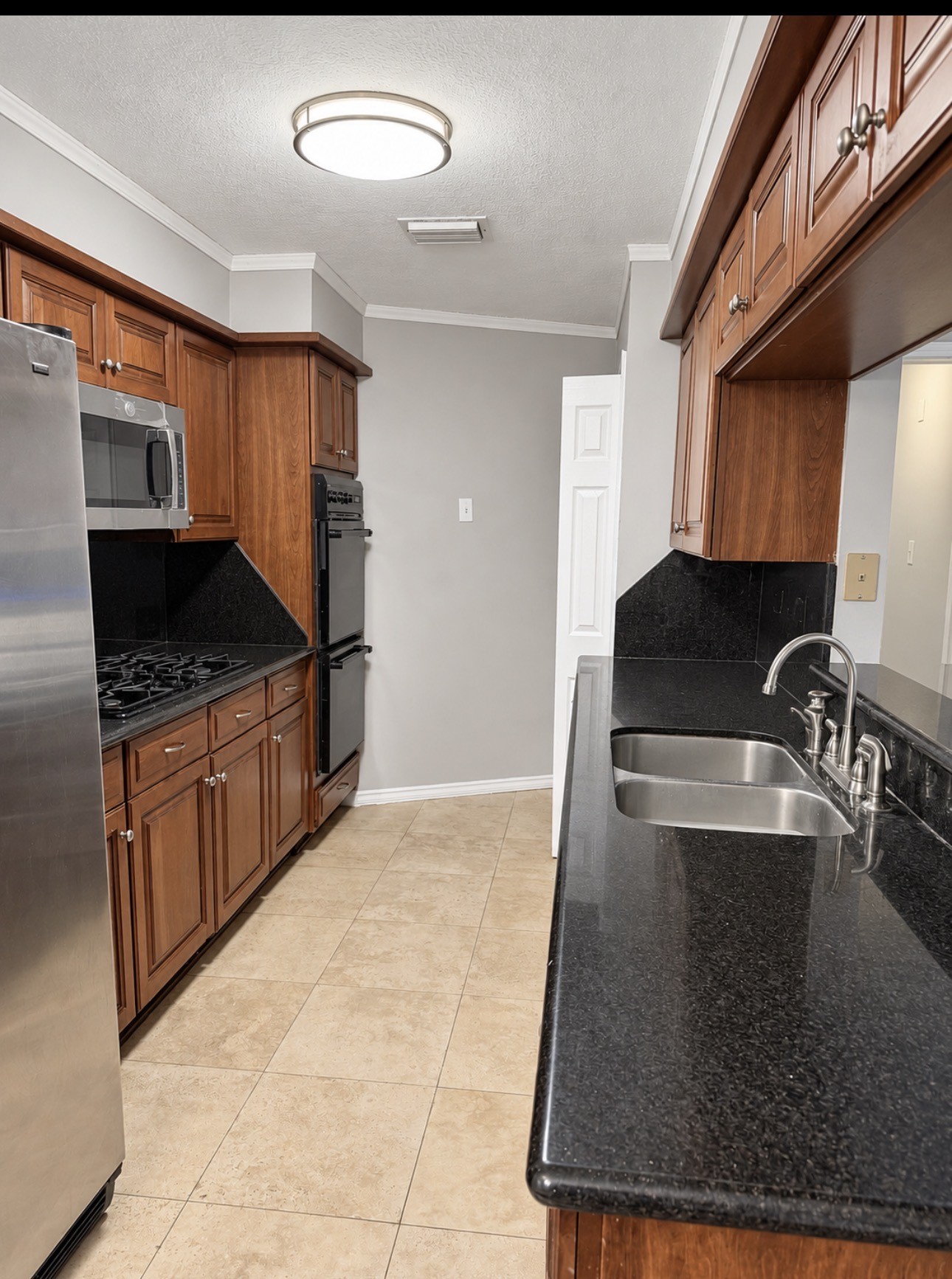 707 Conestoga Circle Property Photo 6
