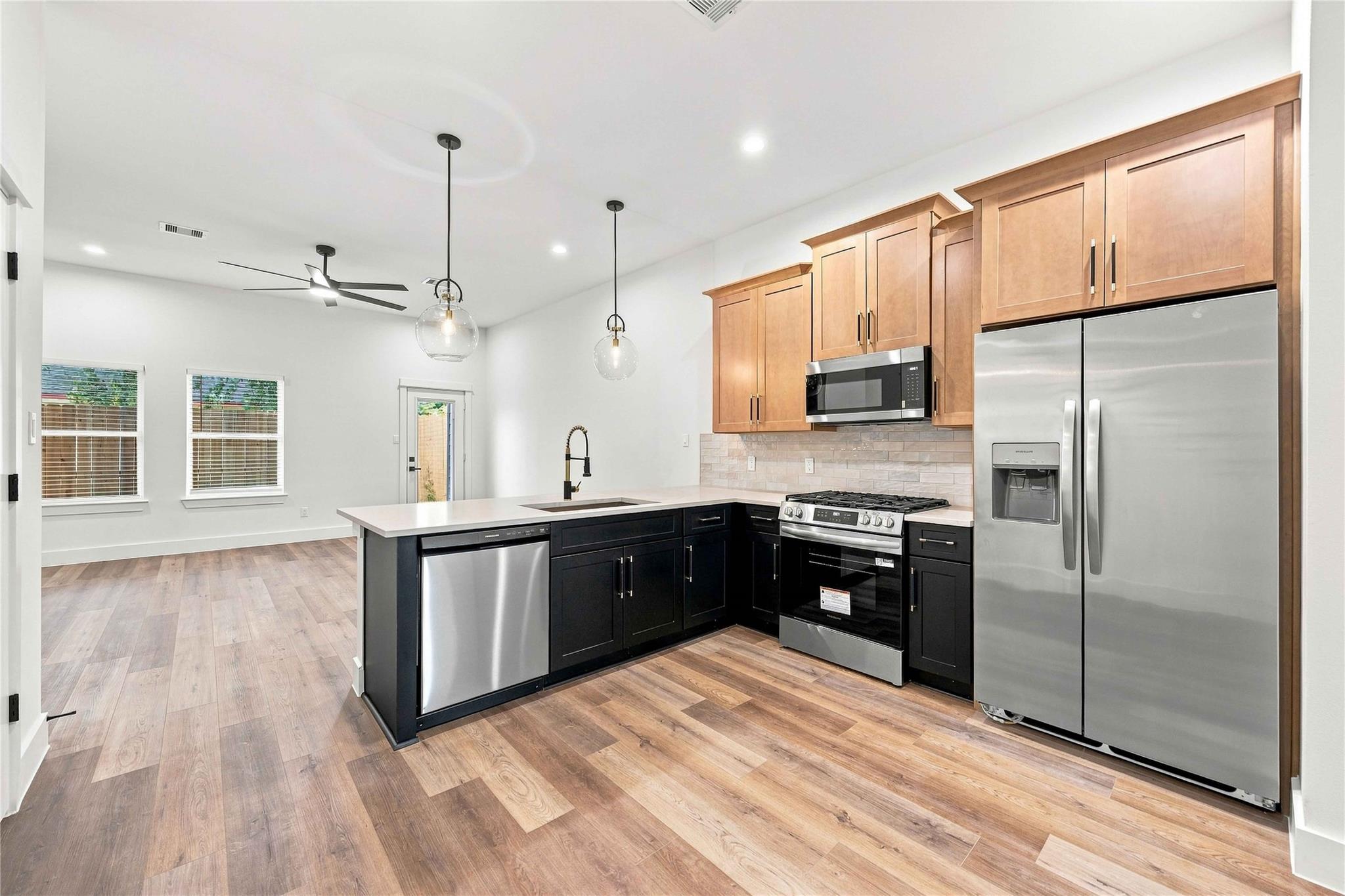 5416 Sonora Street # B, Houston Tx 77020 Property Photo 6