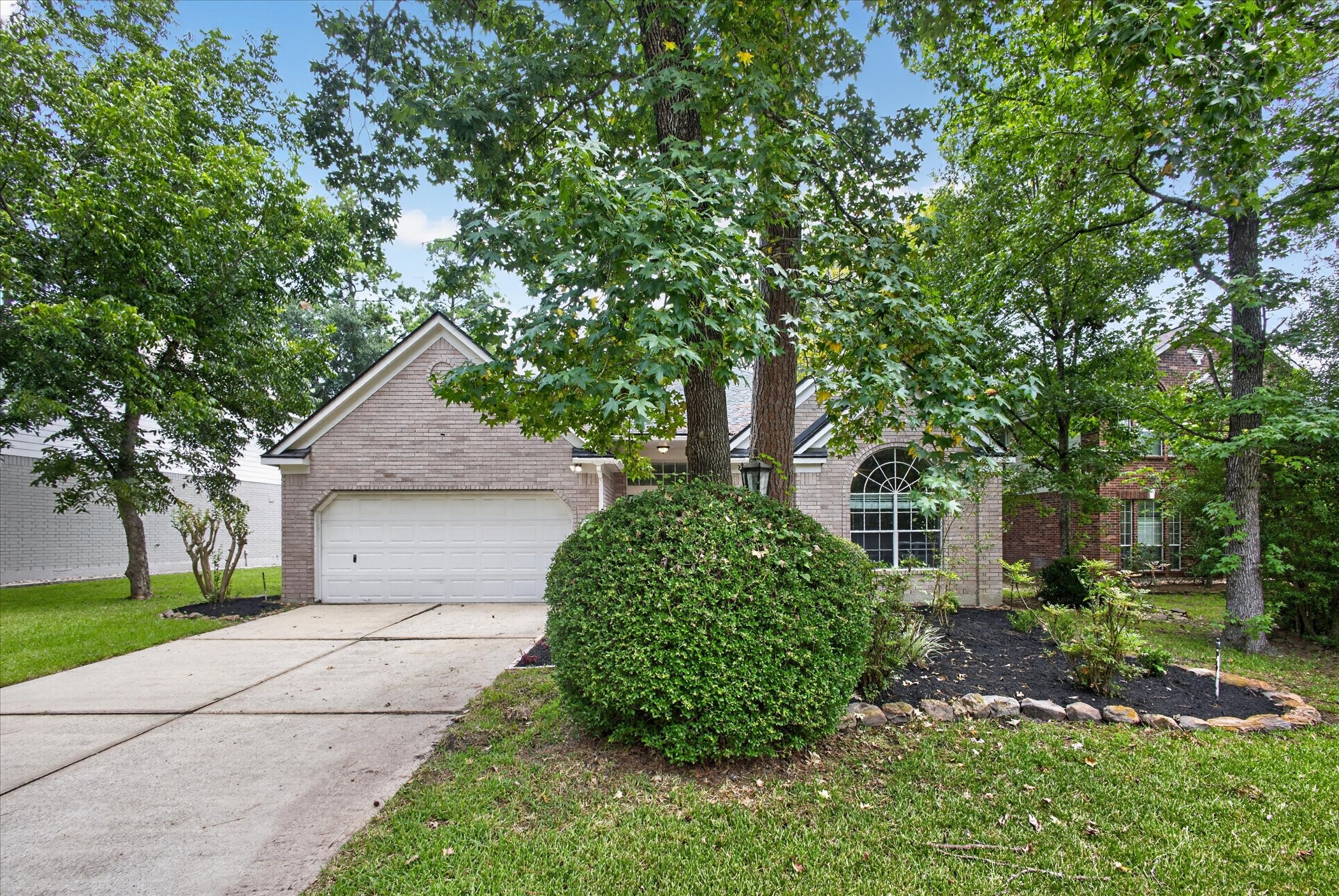 26 Millport Drive Property Photo 2