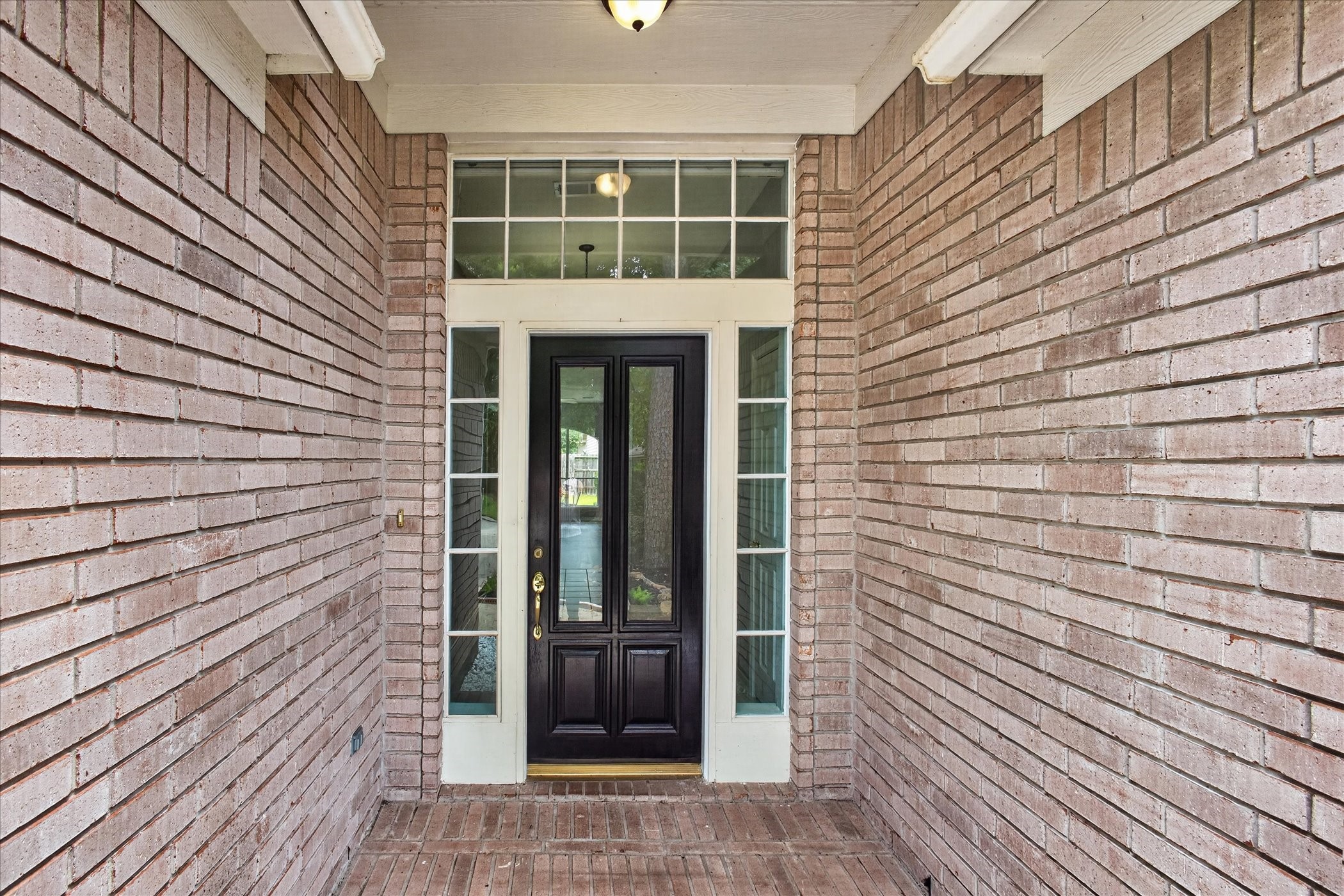 26 Millport Drive Property Photo 3