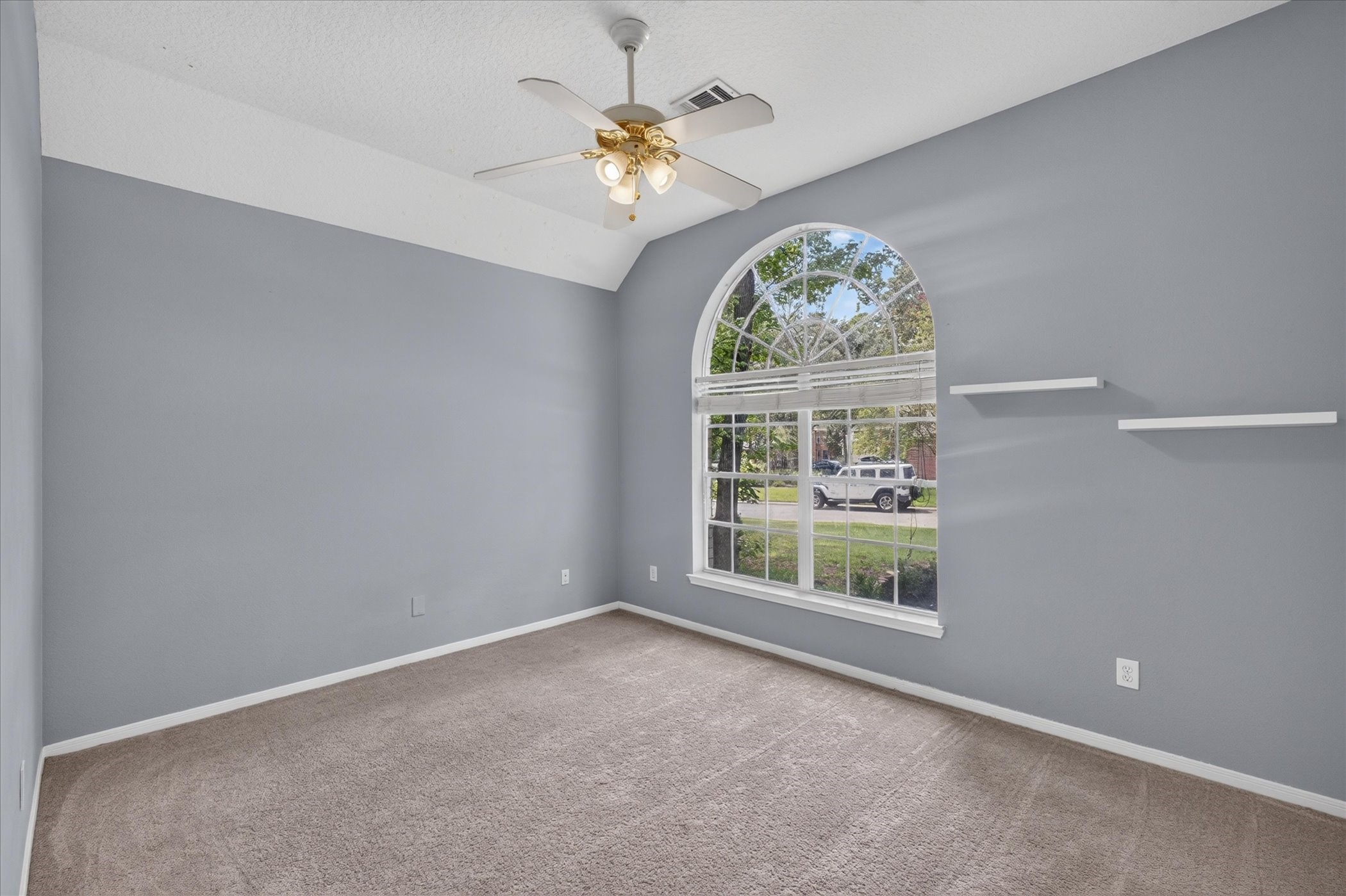 26 Millport Drive Property Photo 19