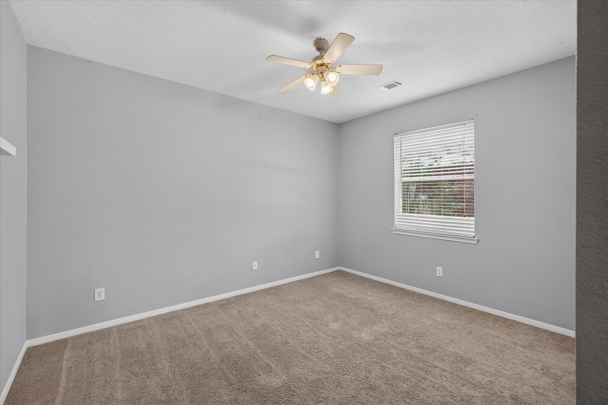 26 Millport Drive Property Photo 24