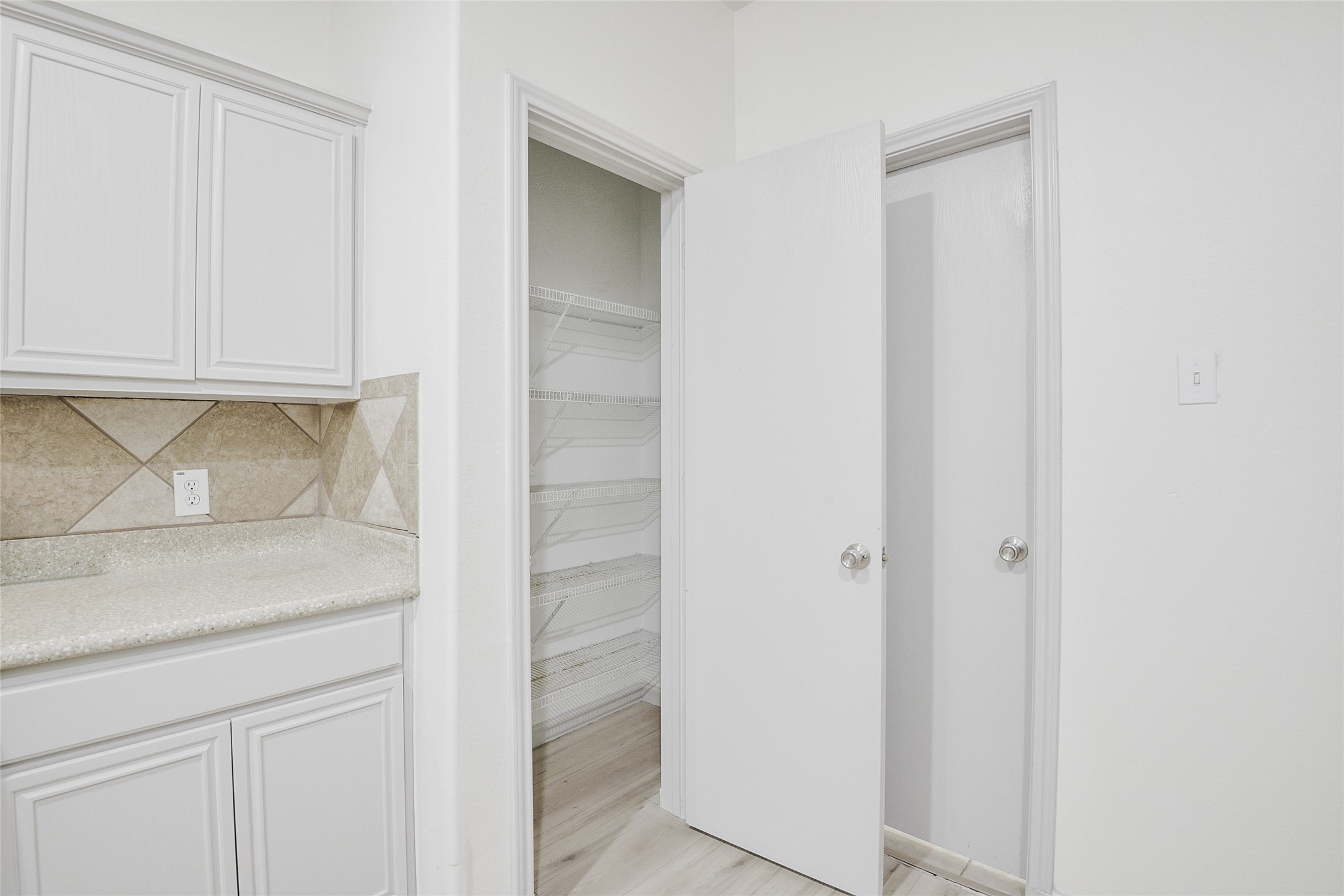 6627 Stonecross Creek Lane Property Photo 10