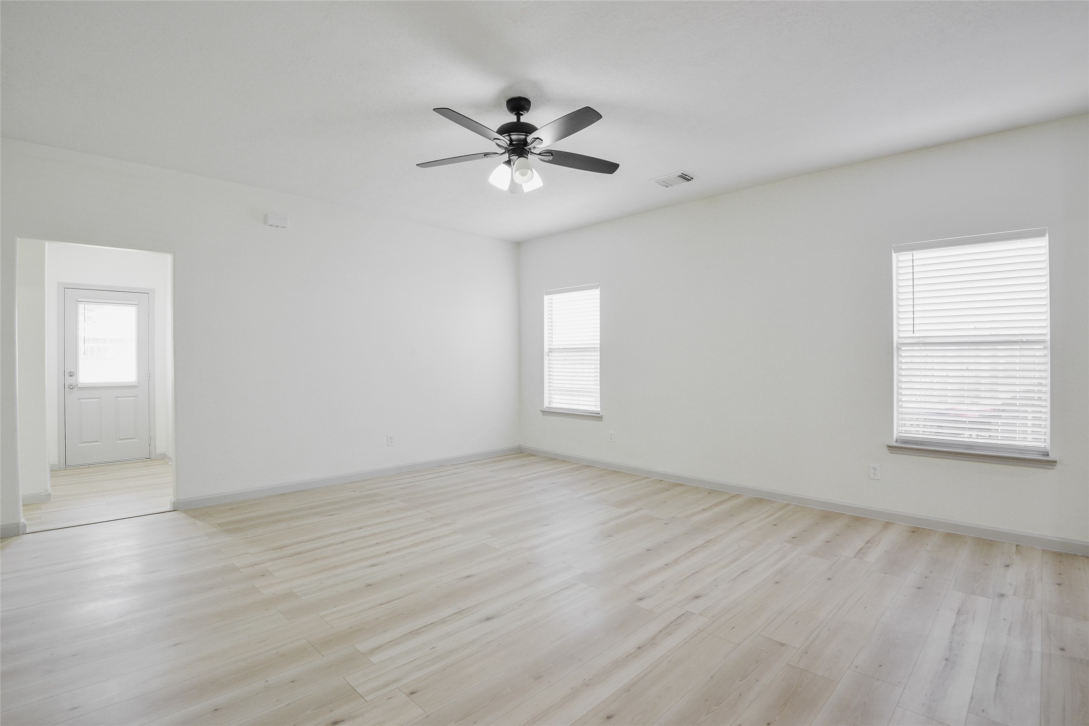 6627 Stonecross Creek Lane Property Photo 15