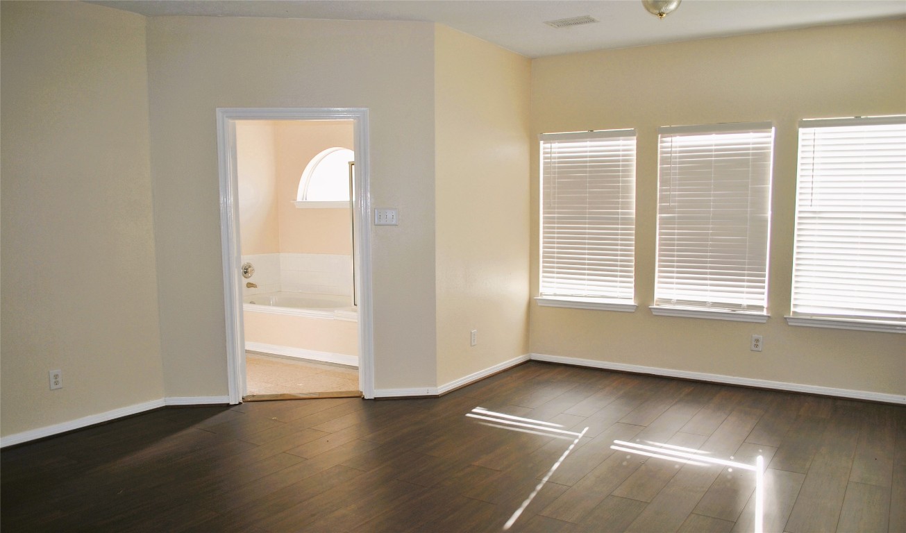 3140 Markscott Drive Property Photo 8