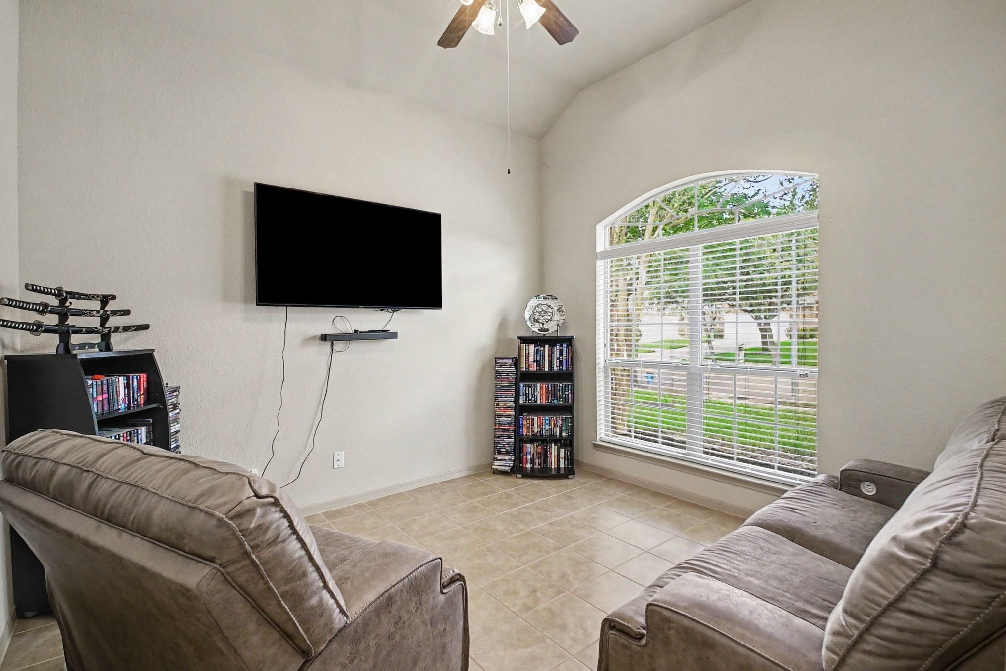 7011 Spruce View Court Property Photo 6