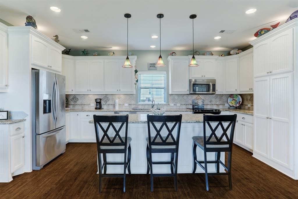 934 S Cove Property Photo 10