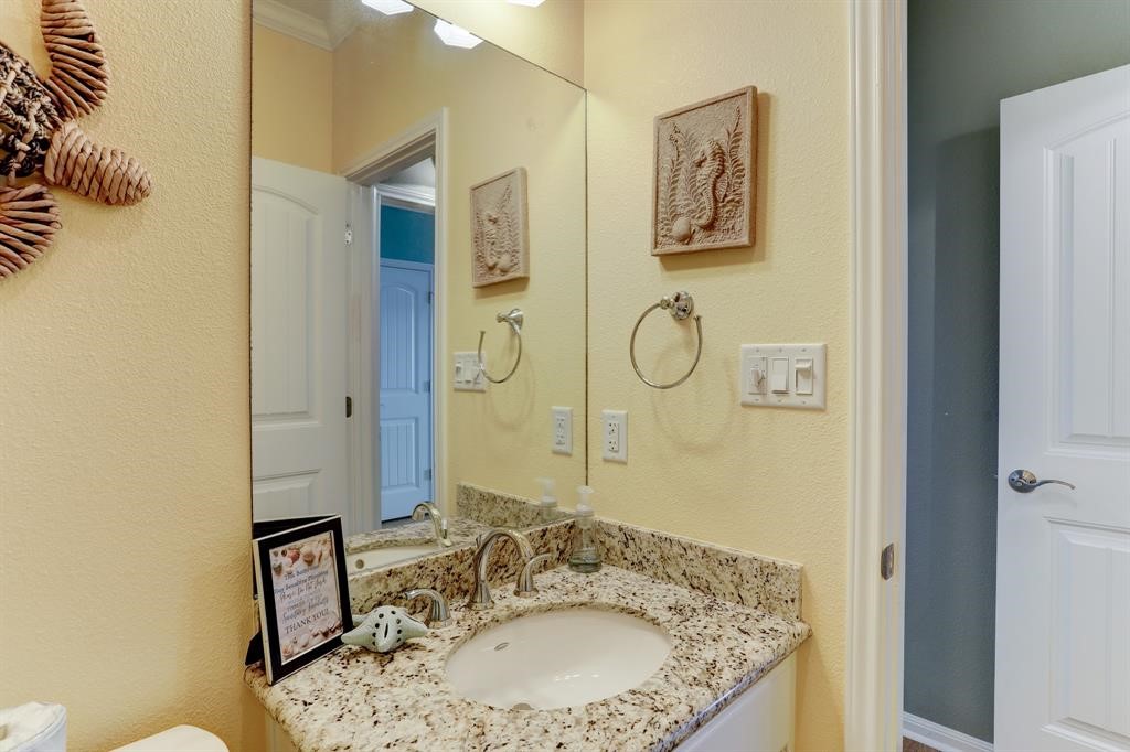 934 S Cove Property Photo 17