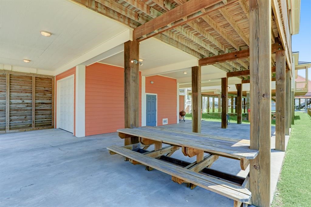 934 S Cove Property Photo 27