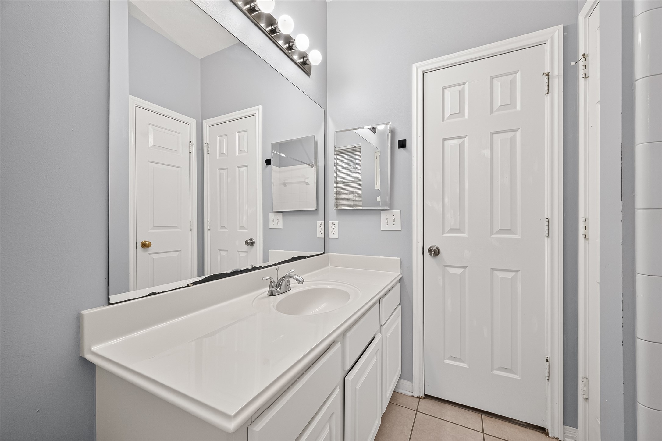 14531 Chestnut Falls Drive Property Photo 35