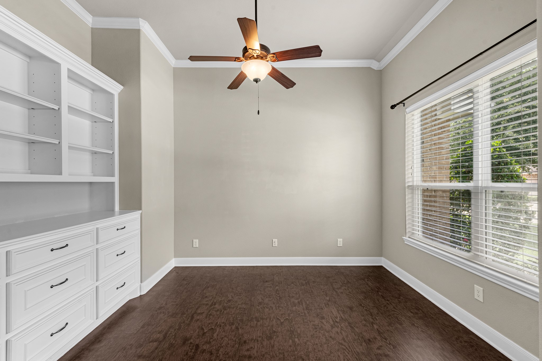 2034 Que Manor Drive Property Photo 5