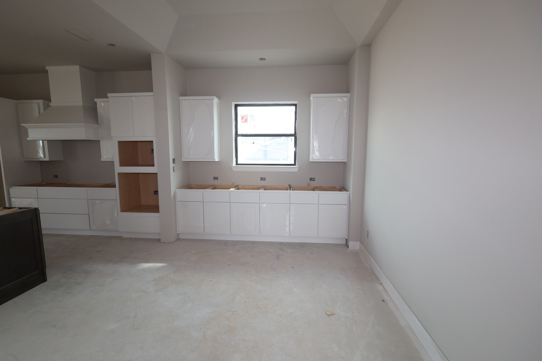 7739 Blue Heron Drive Property Photo 4