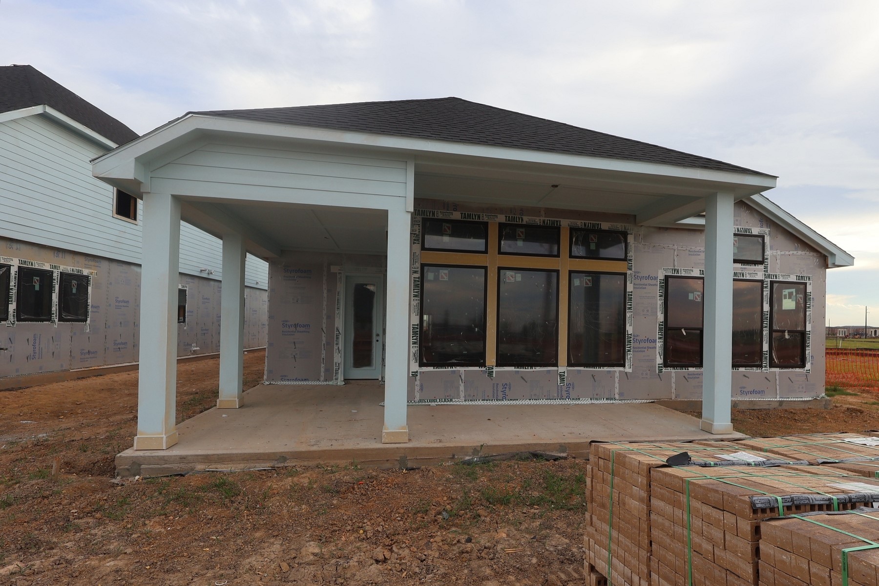 7739 Blue Heron Drive Property Photo 5