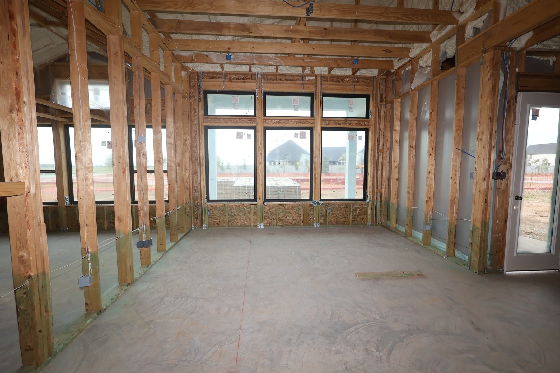 7739 Blue Heron Drive Property Photo 8